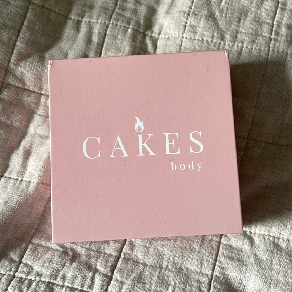 Cakes body itty bitty covers